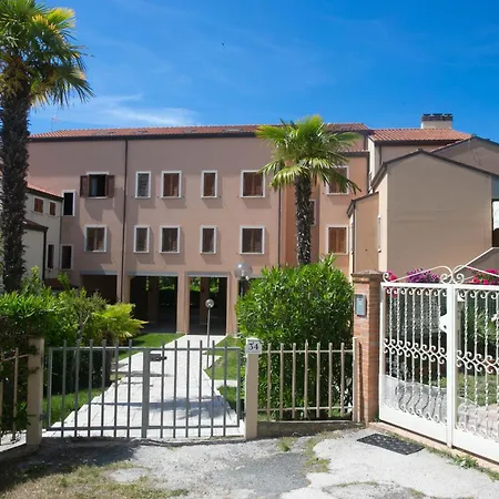 N212 - Numana, Quadrilocale In Centro Con Terrazzo Numana